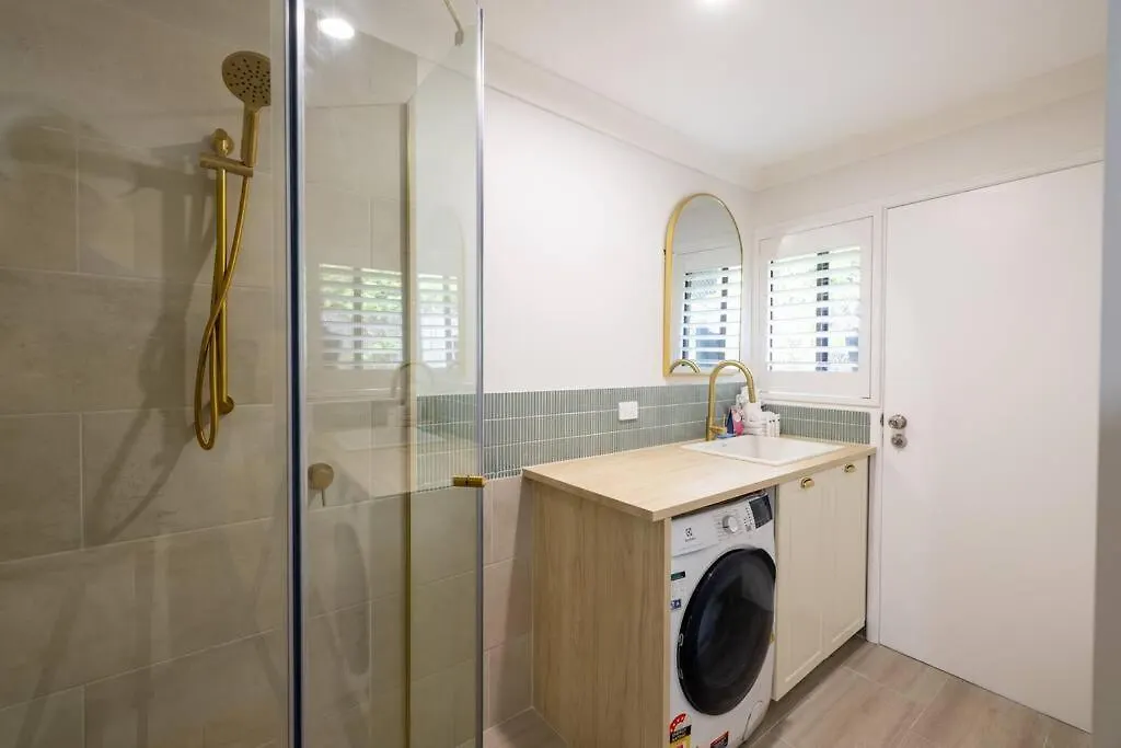 Spacious 3-Br Home In The Heart Of The Gold Coast Hébergement de vacances